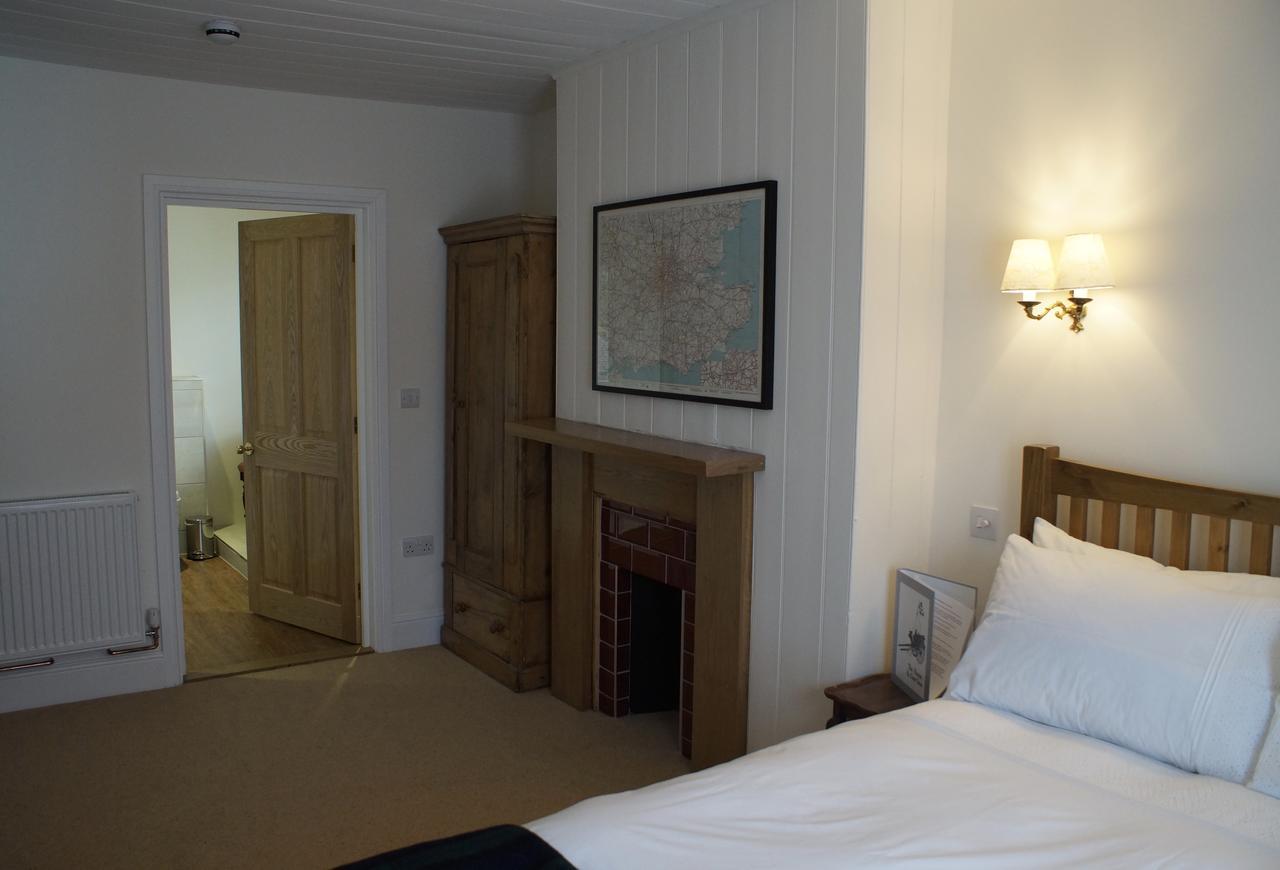 The Horse & Cart Hotel Peasmarsh Buitenkant foto
