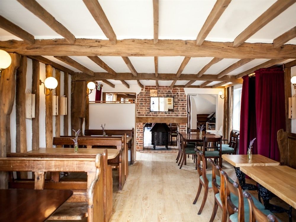 The Horse & Cart Hotel Peasmarsh Buitenkant foto